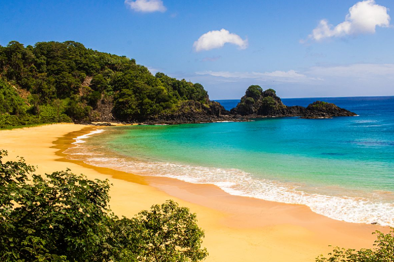 Baia do Sancho, Brazil